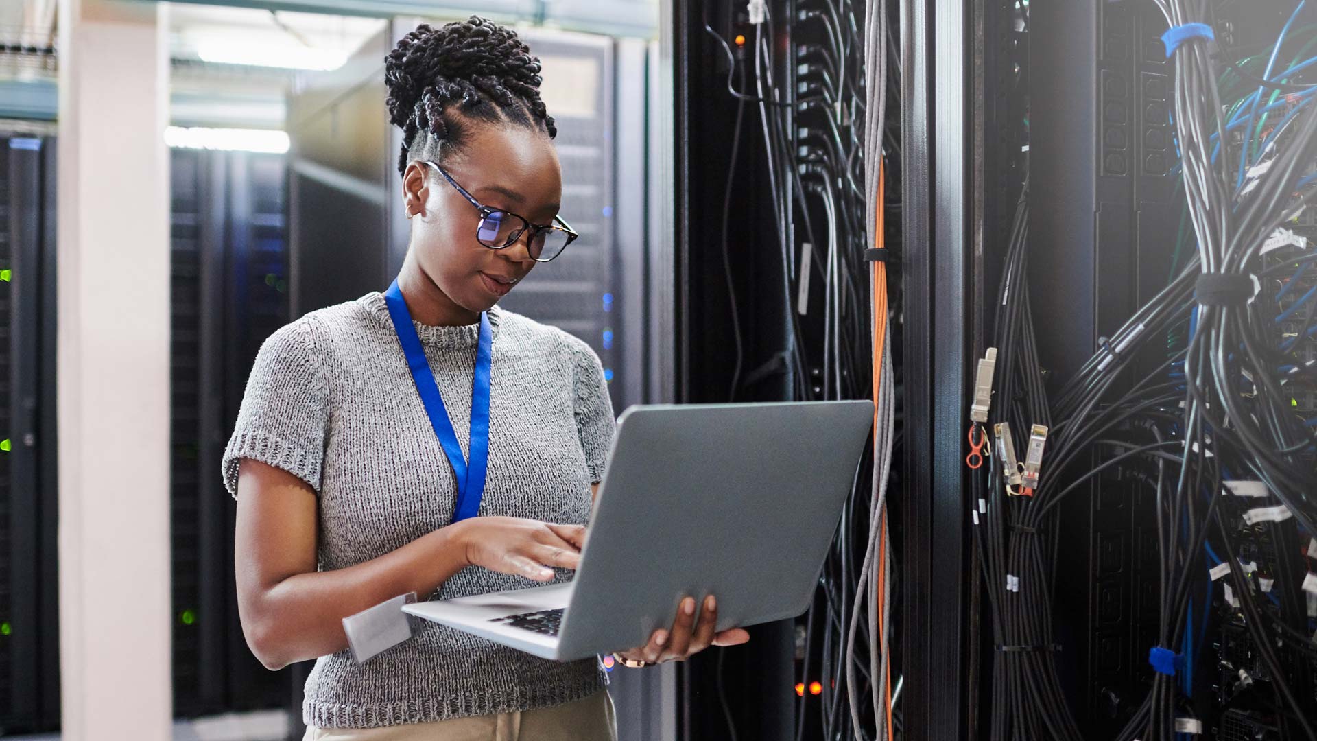women-in-cybersecurity-hero-image