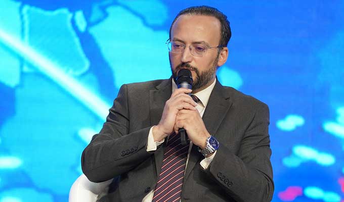 ministre_tunisie_des_technologies_de_la_communication_nizar_ben_neji.
