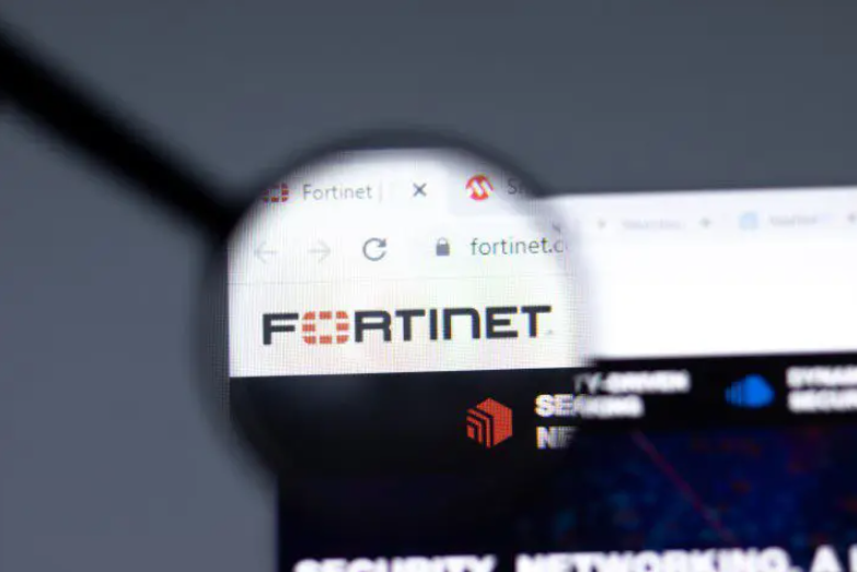 Atteinte à la confidentialité des données : de multiples vulnérabilités découvertes dans les produits Fortinet