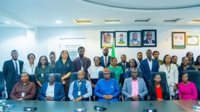 Dr Vincent OLATUNJI a reçu ce 06 aout 2025, une délégation de l’Office ougandais de Protection des Données Personnelles lors d'une visite d'étude à la Commission.